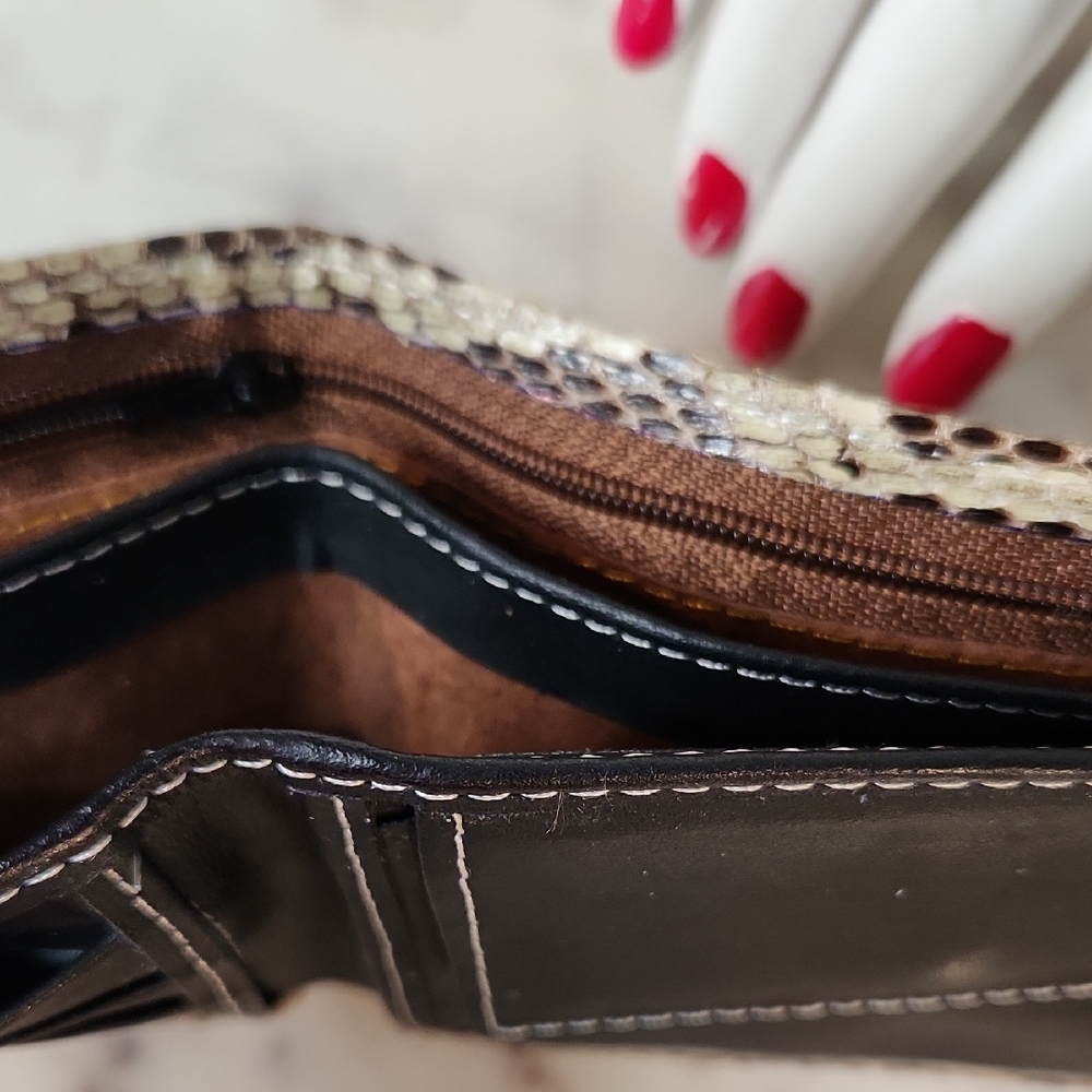 Authentic Python Snakeskin Bifold / Wallet - image 5